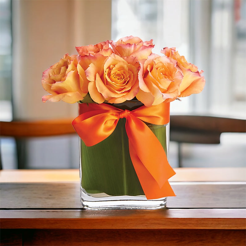 Mini Modern Rose Arrangement